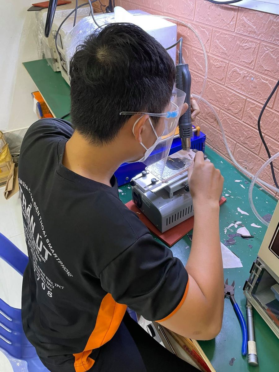DẠY NGHỀ SỬA CHỮA ĐIỆN THOẠI TẠI CẦN THƠ